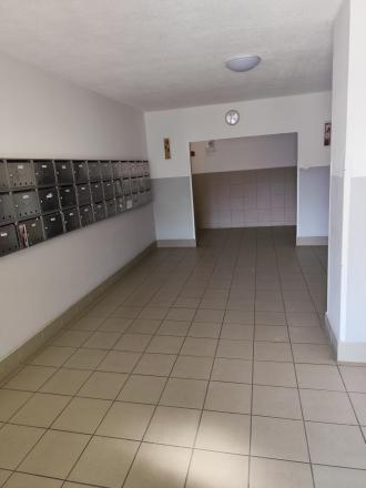 Ponúkame na predaj 3 izb. byt v Lučenci na Rúbanisku - fotografia 10