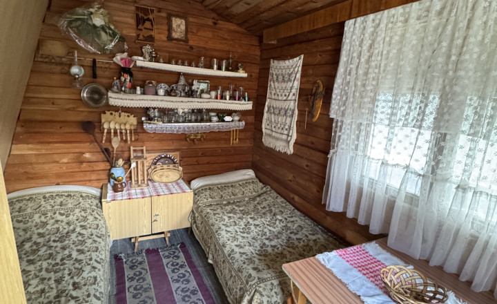 Na predaj slnečná záhrada s chatkou BB časť Fončorda