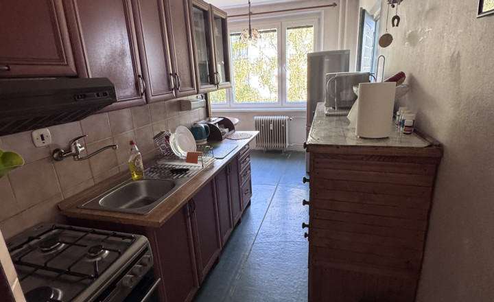 Slnečný 4-izbový byt na Fončorde – 82 m², lodžia, balkón BB